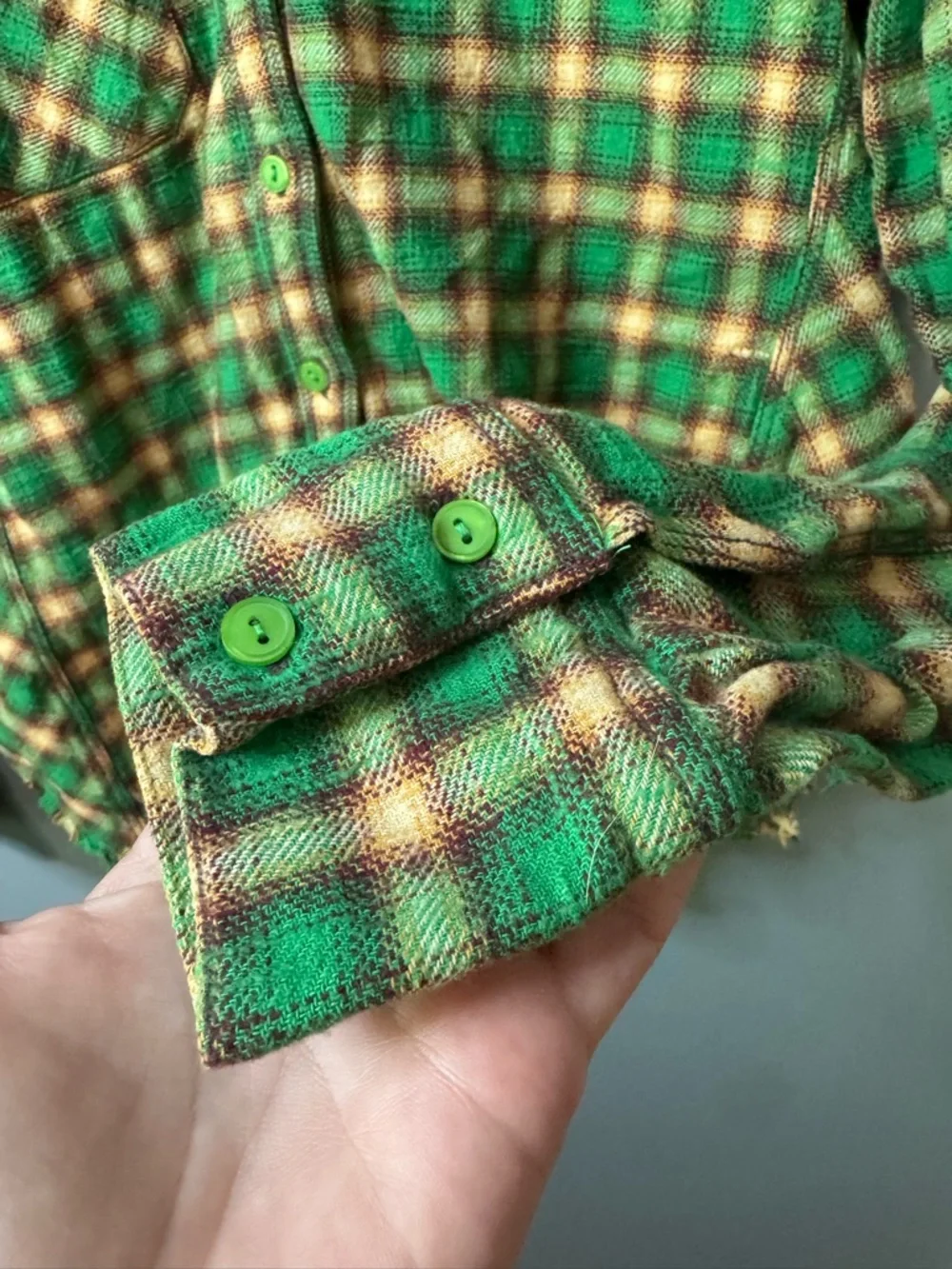 BDG Urban Outfitters Brixton Green Plaid Flannel Shirt with Raw Hem. Small - Picture 9 of 15